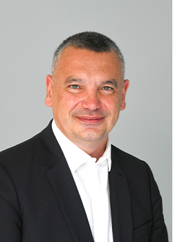 eric_rahaingomanana_0.png
